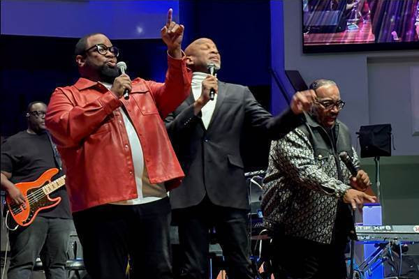 The Legends Tour Delivers  A Legendary Evening of Praise & Worship